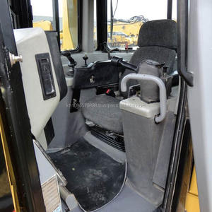 ขายรถปราบดินตีนตะขาบญี่ปุ่นดั้งเดิม D7R,รถดันดิน Caterppillar D7ลดราคาในเซี่ยงไฮ้ประเทศจีน - Product Image 6