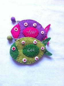 Portefeuilles en feutre unisexe en forme de poisson faits à la main Design unique de sac à main - Product Image 1