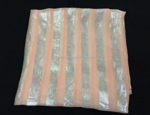 Luxueux nouveau foulard carré en mousseline de soie 1 \ "Silver Lurex Stripe pour le printemps - Product Image 2