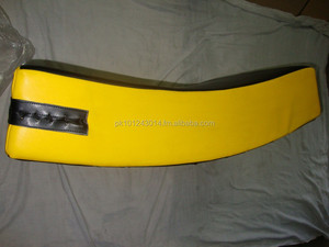 Escudo de Patadas Unisex de Espuma Acolchada Rojo y Negro Grande de Alta Calidad GLI para Entrenamiento de Artes Marciales - Product Image 4