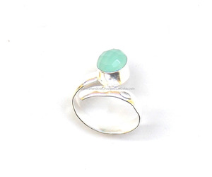 Bague de pierres précieuses calcédoine péruvienne à facettes taillées à la main réglable en argent plaqué forme lunette réglage incrustation cadeau de mariage pour elle - Product Image 2