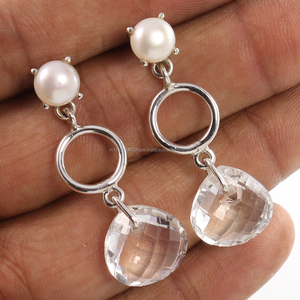 Boucles d'oreilles à tige en argent sterling massif 925 pur, serties de pierres précieuses en cristal de quartz et perles naturelles, fabrication artisanale - Product Image 2