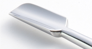 OMI Kit de manucure et pédicure en acier inoxydable durable à une seule extrémité, ligne de produits phares P-06, pousse-cuticules 108 mm de longueur, finition grise - Product Image 5