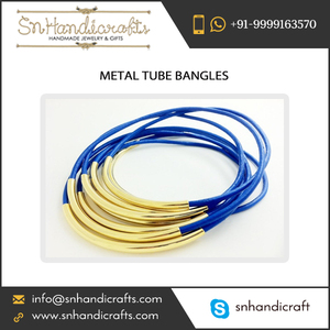Brazaletes de tubo metálico hechos a mano de buena calidad para regalo, felicidad hecha a mano - Product Image 1