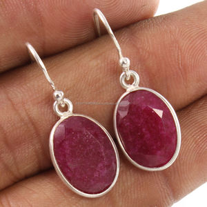 Meilleures ventes Boucles d'oreilles pendantes en pierre précieuse naturelle rubis facetté artisanal en argent sterling 925 Cadeau de mariage pour femmes - Product Image 1