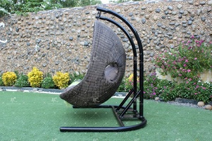 Silla colgante doble de diseño moderno, material sintético de ratán y hierro para jardín al aire libre, hogar, hoteles y villas - Product Image 4