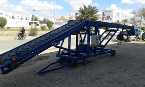 Transportador de cargador de camión móvil con sistema de elevación hidráulica para un manejo eficiente de materiales en fábricas de centros logísticos - Product Image 6