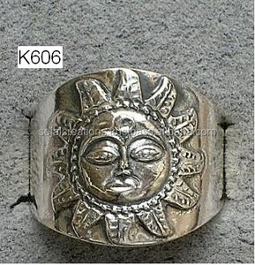 Bague en argent avec visage solaire Plain New Fashion Jewelry Design élégant de soleil sur une bague en argent uni - Product Image 1