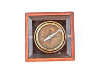 Boussole de sauvetage vintage en laiton antique avec boîte en bois de rose, décoration artisanale pour la maison par Calvin Handicraft