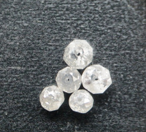 Perles de diamants naturels authentiques, rondes, blanches, en vrac, de 2 mm à 5 mm, perles de diamants en vrac, perles de diamants facettées pour collier - Product Image 1