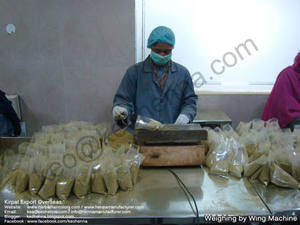 Henné en poudre naturel certifié Ecocert, triplement raffiné, pur, couleur acajou véritable, teinture capillaire humaine, fabriqué et exporté de qualité supérieure - Product Image 5