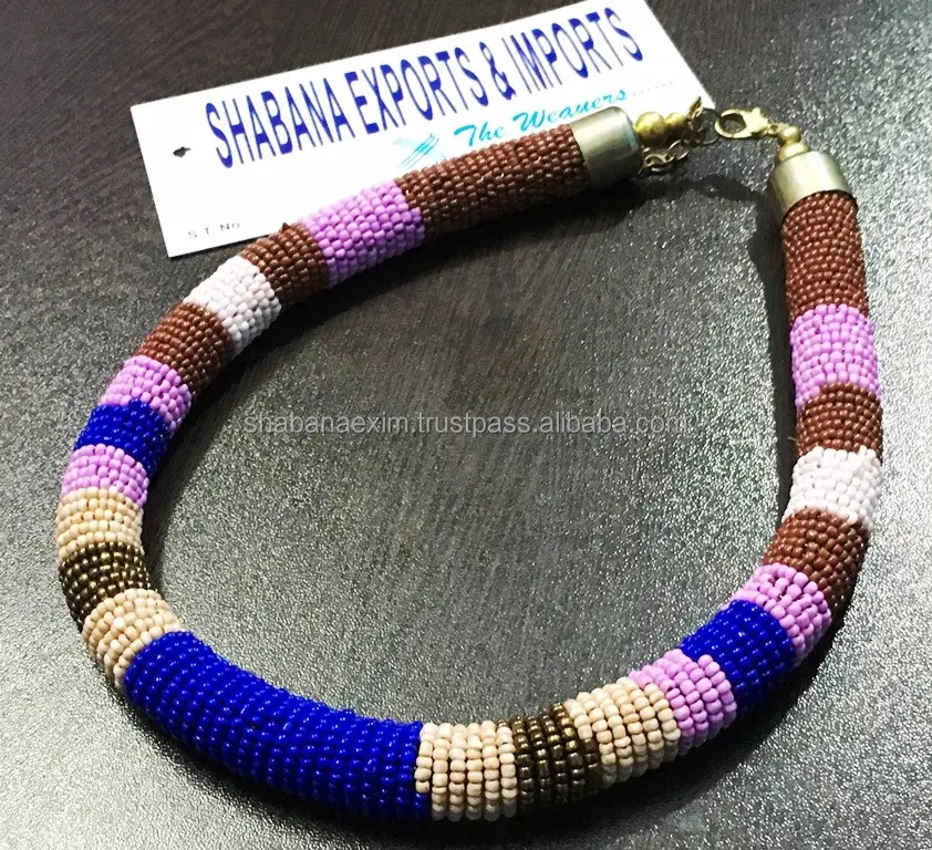 Ethnische geflochtene Schmucksamen-Perlenketten Afrikanische runde Stretch-Stammes-Halskette