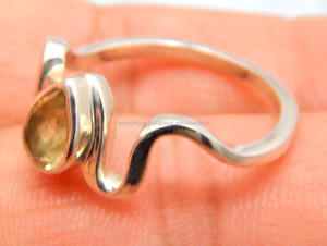 Anillo de Boda de Plata de Ley 925 con Cuarzo Citrino Clásico de Alta Calidad para Mujer - Product Image 3