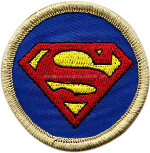 Insignias de moda de encaje cosido bordadas o tejidas por encargo OEM con diseño 3D, tamaño personalizado y uso de prendas - Product Image 3