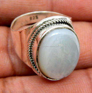 แหวนแต่งงานเงินแท้ 925 สำหรับผู้หญิง แหวนคลาสสิกประดับพลอยแคลเซโดนี สำหรับงานหมั้น งานฉลองครบรอบ น้ำหนัก 7 กรัม คุณภาพสูง - Product Image 1