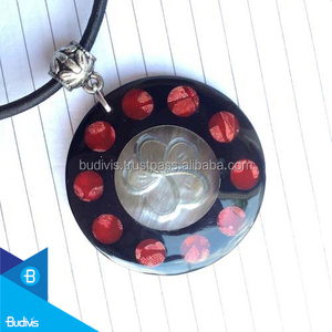 Bijoux pendentifs en résine coquillage pour enfants Budivis du fabricant - Product Image 2