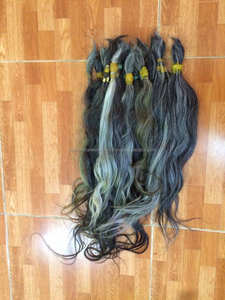 Extensiones de Cabello Virgen Remy Gris a Granel con Trama de Piel, de 8 a 40 Pulgadas de Largo, 100 Gramos - Product Image 2