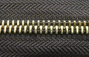 Cremallera metálica abierta OZL GMA de 100mm de longitud Función de bloqueo automático para bolsos - Product Image 3