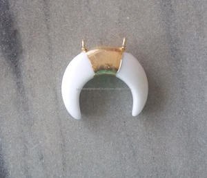 Colgante de bisel de Plata de Ley 925 hecho a mano calcedonia blanca forma de luna joyería de moda chapado en oro CZ colgante religioso ortodoxo - Product Image 1