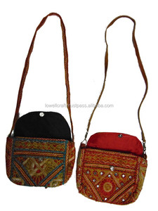 Bolso de mano de noche bordado con hilo - Product Image 3