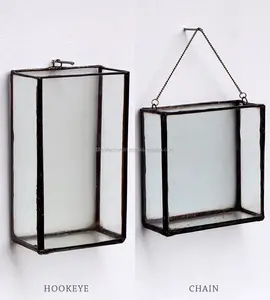 We lady — présentoir mural vintage en verre et laiton, boîte de terrarium, boîte à bijoux, jardinière - Product Image 1