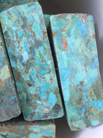 Vente en gros de pierres brutes de turquoise mystique perlée, pierres précieuses naturelles, directement des mines