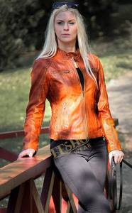 Chaqueta de cuero recubierta inspirada en unisex, cuello levantado, logotipo frontal, moderno, informal, semiformal, cómodo, prendas de vestir exteriores - Product Image 4