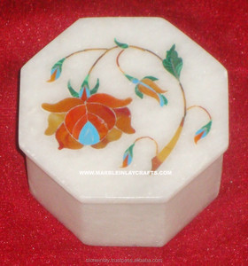 Caja de joyería con incrustaciones de mármol octogonal - Product Image 1