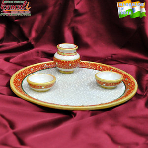 Elegante Pooja Thali de mármol rojo y bandejas decorativas, recuerdos de boda de piedra pintados a mano para bodas indias - Product Image 6