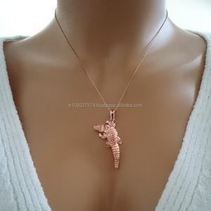 BeeloGold 14K Solid Rose Gold Zircon Crocodile Pendant Necklace Elegant Bohemian Animal Jewelry for Women Weddings Parties - Product Image 4