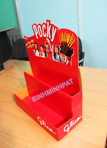 Pocky ไม้บิสกิต-ชั้นวางช็อคโกแลตกระดาษชั้นวางจอแสดงผลชั้นวางที่กำหนดเองสีร้านค้าปลีก CMYK การพิมพ์ออฟเซต - Product Image 3