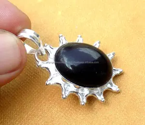 จี้โอนิกซ์ใส่ได้ทั้งชายและหญิงดีไซน์ใหม่สีดำรูปไข่อัญมณีสีเงินสีทองตัวเรือนชุดจี้ดีสำหรับสวมใส่ในงานปาร์ตี้ - Product Image 1