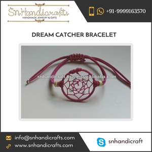 Pulsera Atrapasueños de Diseño Único en Varios Colores, Hecha a Mano, Mágica - Product Image 1