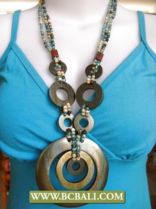 Las mujeres de madera cadenas y collares con cuentas hecho a mano tropical - Product Image 2