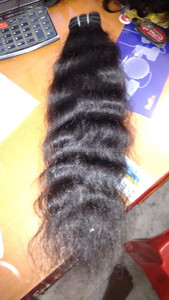 Extensiones de cabello indio natural sin procesar, venta al por mayor 12a cabello indio virgen. Cutícula alaigned indio pelos ondulados naturales - Product Image 2