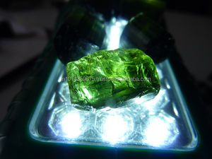 อัญมณีดิบหยาบหินหลวมไม่ตัดทัวร์มาลีนสีเขียว - Product Image 5