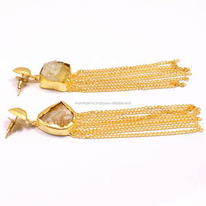 Boucles d'oreilles à pampilles uniques plaquées or 22 carats, pierre de quartz brute, alliage élégant, fiançailles, fêtes, mariages, anniversaires pour femmes - Product Image 3