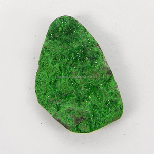 Rare Uvarovite Grenat Pierre Naturelle 2.0X2.9cm Fancy Freeform Loose Gemstone - Product Image 2