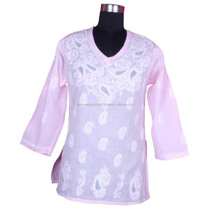 DR164 Robe tunique indienne en coton brodée de poulet pour femmes, faite à la main, Lucknowi Chicken White Kurti Indian Designer Cotton Chicken - Product Image 1