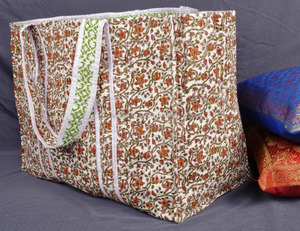 Bolso Reversible con estampado de bloques de mano de algodón de lujo, bolso de mano gitano grande acolchado para playa, monedero para mujer, mayorista de India OEM ODM - Product Image 3