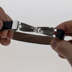 กำไลข้อมือหนังถักสีน้ำเงินเข้ม-น้ำตาล ปรับขนาดได้ ทำมือ สำหรับใส่ทำงาน/ทำธุรกิจ  พร้อมโลโก้สั่งทำได้ (OEM)  ดีไซน์แฟชั่นแบบโซ่เหล็ก - Product Image 3