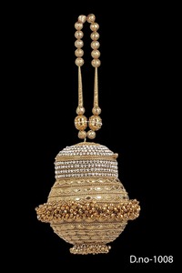 Bolso de Mano de Lujo para Novia, Diseño Exclusivo Vivid 1007, con Cuentas Metálicas y Bordado de Piedras, Capacidad de 1-1.9L - Product Image 3