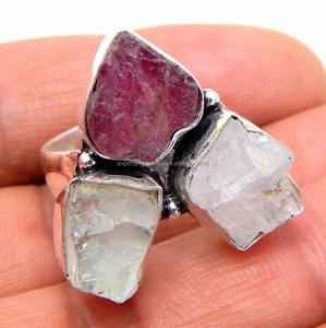 Bague de mariage classique en argent sterling 925 massif avec pierre brute de préhnite pour femme - Product Image 1