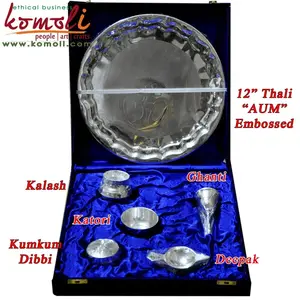 In ottone placcato argento pooja articoli puja thali Indiano regalo di nozze porta
