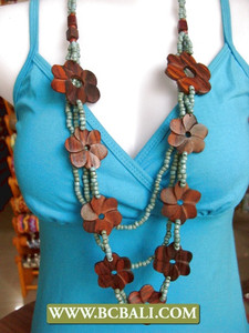 Charmes perlés de fleurs en bois naturel pour collier pendentif élégant à la mode - Product Image 2