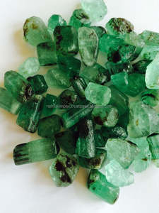 Esmeralda NATURAL en bruto - Product Image 1