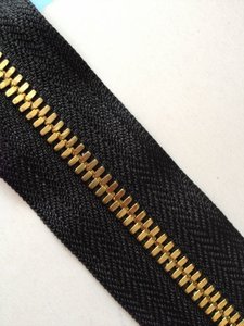 Alta calidad de extremo abierto de Metal cremallera cadena larga al por mayor para zapatos prendas bolsas almohadas textiles para el hogar Jeans-latón disponible - Product Image 4