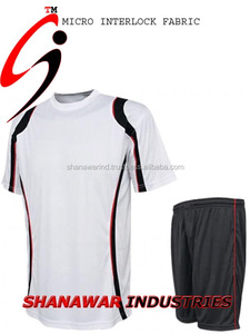 เสื้อฟุตบอลพิมพ์ลายด้วยสีและการออกแบบที่กำหนดเองบริการ OEM สำหรับทีมผู้เล่นมืออาชีพของผู้ชายและผู้ใหญ่ - Product Image 5