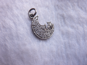 Diseño de moda Luna y Diamante Pave Ajuste Conector de plata esterlina Encontrar colgante y encanto elegante - Product Image 4