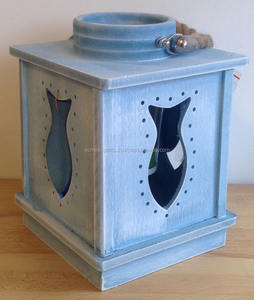 Lanterne en métal bleu vintage avec découpe Look rustique charmant parfait pour la décoration de la maison ou du jardin aux chandelles - Product Image 1